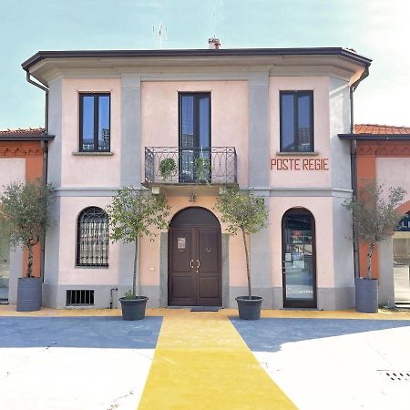 Poste Regie - Milan Guest House Bagian luar foto